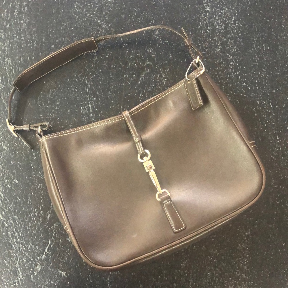 COACH rich brown shoulder bag with unique front clasp